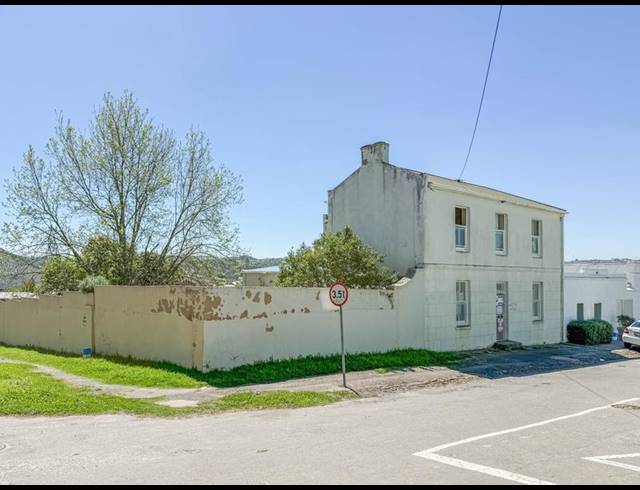 5 BEDROOM HOUSE FOR SALE IN SUNNYSIDE